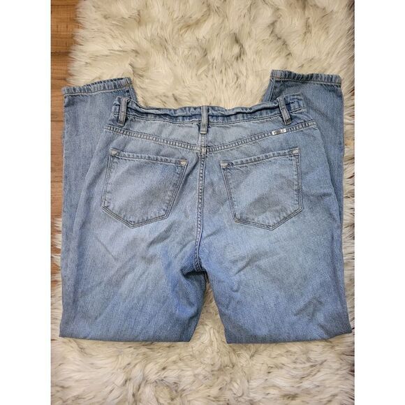 KanCan Hi-Rise Distressed Jeans  - Picture 1 of 5